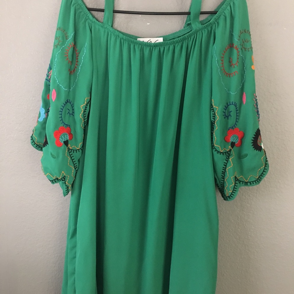 Green Cold Shoulder Summer Dress Size M - Picture 2 of 4